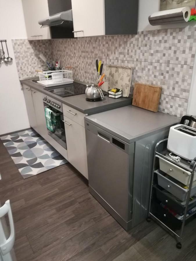 דירות ספליט Fortuna Rajna Apartman מראה חיצוני תמונה