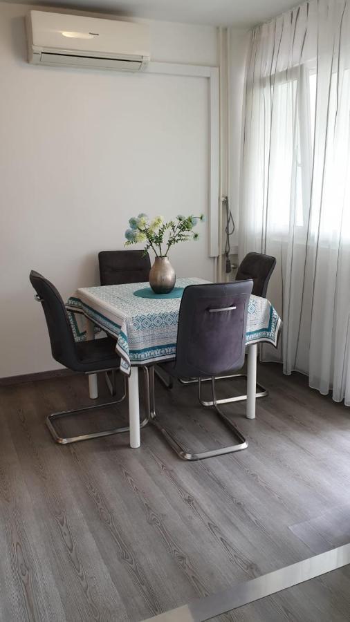 דירות ספליט Fortuna Rajna Apartman מראה חיצוני תמונה
