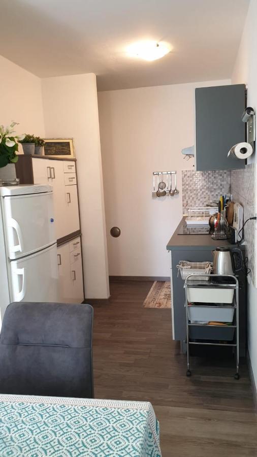 דירות ספליט Fortuna Rajna Apartman מראה חיצוני תמונה