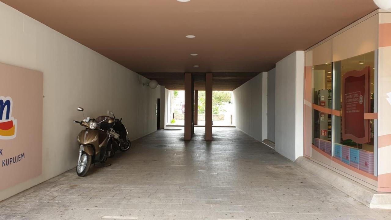 דירות ספליט Fortuna Rajna Apartman מראה חיצוני תמונה